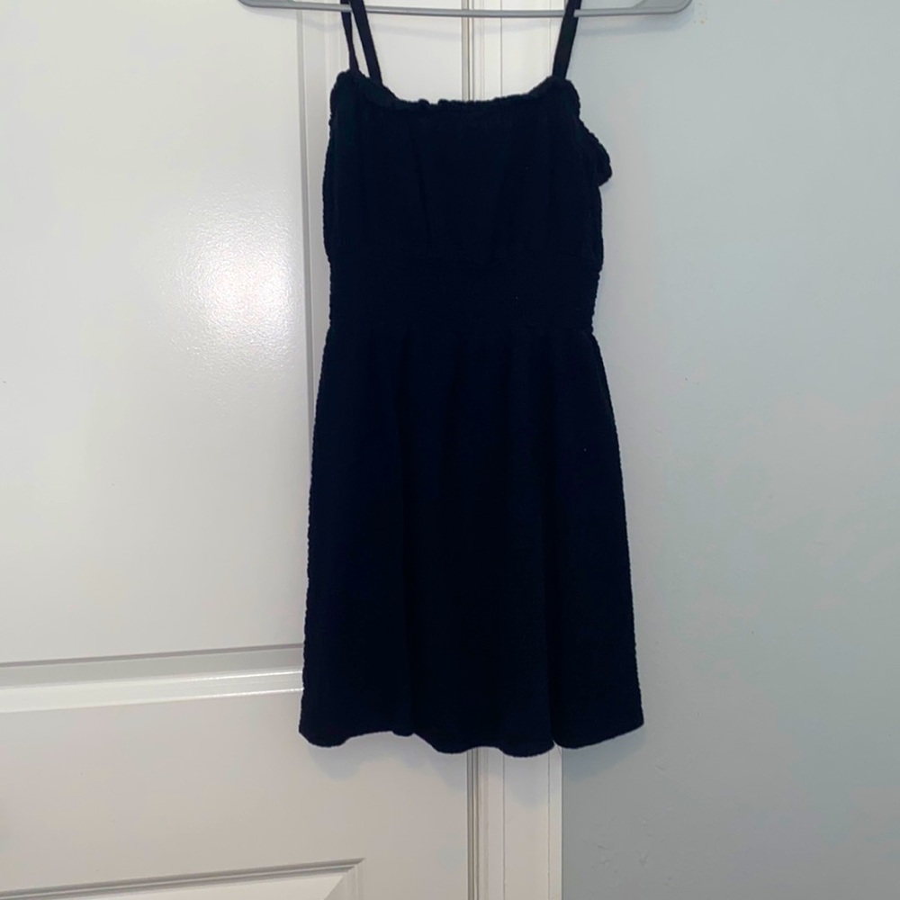 black chinged dress